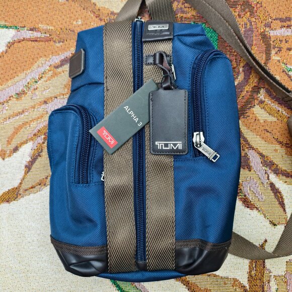 Tumi Alpha Bravo Monterey Sling Bag - Picture 2 of 9